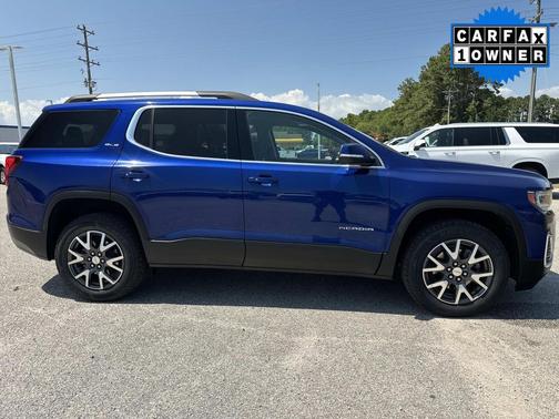 Ultra Blue Metallic 2023 GMC Acadia AWD SLE