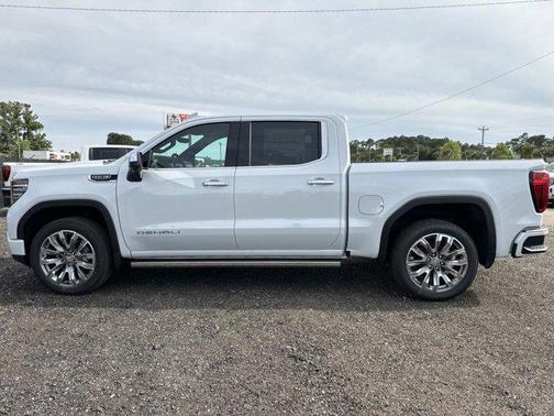 Glacier White Tricoat 2026 GMC Sierra 1500 Denali