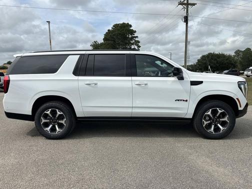 Summit White 2026 GMC Yukon XL 4WD AT4 Ultimate