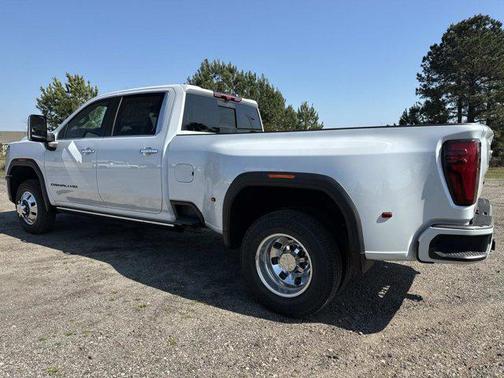 2026 GMC Sierra 3500 Denali