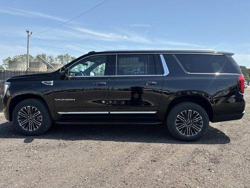 Onyx Black 2026 GMC Yukon XL 4WD Elevation