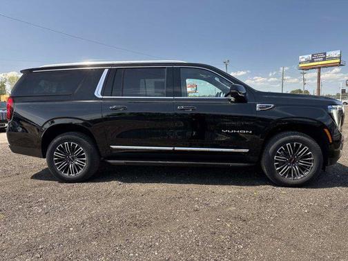 Onyx Black 2026 GMC Yukon XL 4WD Elevation