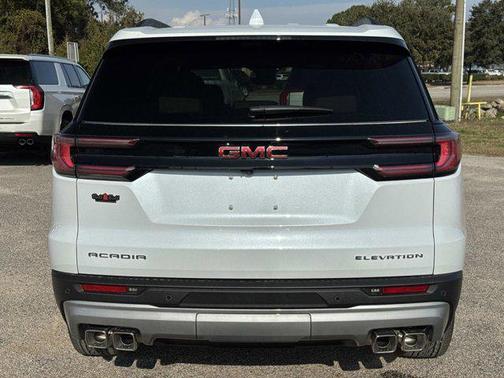 2026 GMC Acadia Elevation FWD