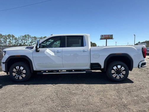 Summit White 2026 GMC Sierra 2500 Denali
