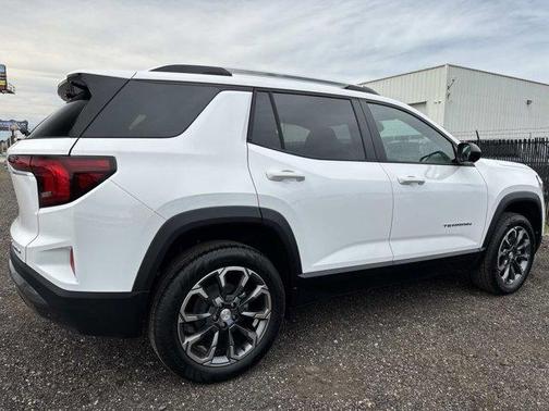 Summit White 2026 GMC Terrain FWD Elevation