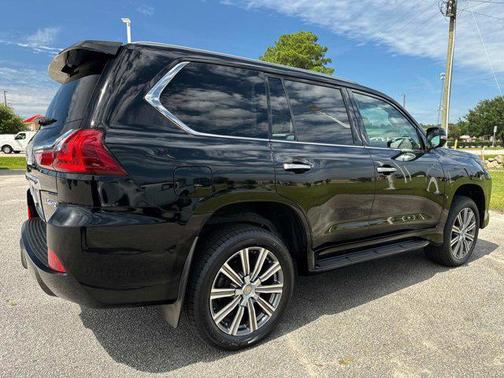 2017 Lexus LX 570 Base