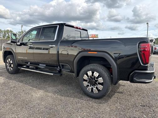 Onyx Black 2026 GMC Sierra 3500 Denali