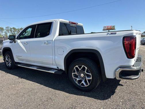 Summit White 2026 GMC Sierra 1500 SLT