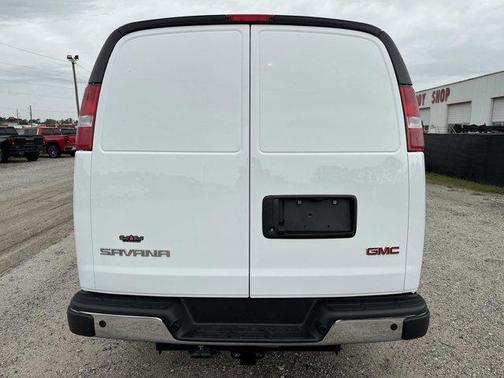 2025 GMC Savana 2500 Work Van