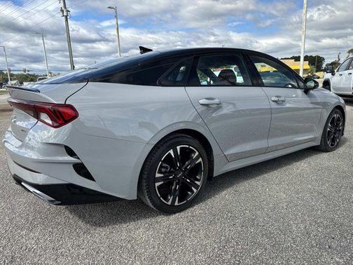 2024 Kia K5 GT-Line