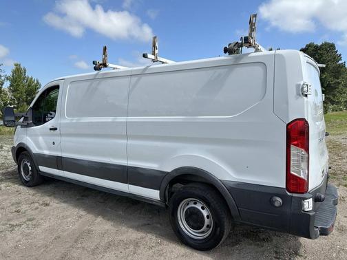 Oxford White 2016 Ford Transit-350 Base