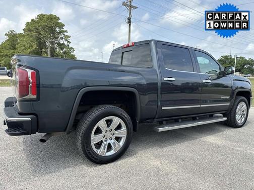 Dark Slate Metallic 2017 GMC Sierra 1500 SLT