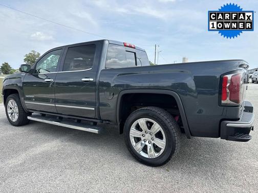 Dark Slate Metallic 2017 GMC Sierra 1500 SLT
