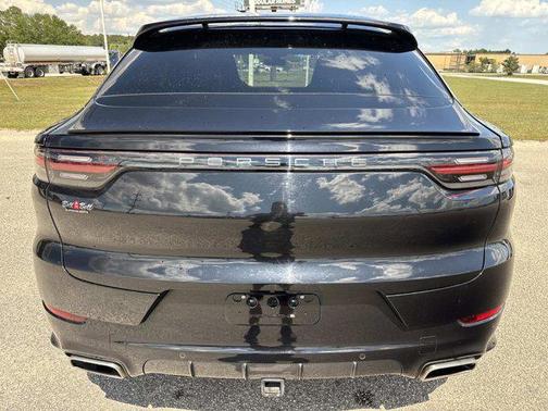 2021 Porsche Cayenne Cayenne