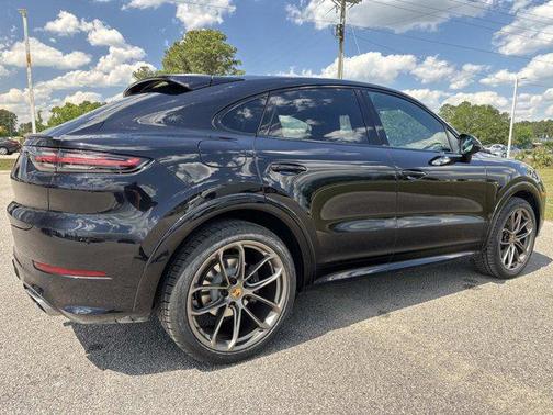 2021 Porsche Cayenne Cayenne