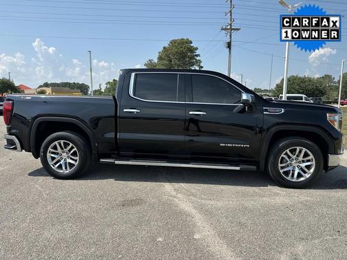 Onyx Black 2021 GMC Sierra 1500 SLT