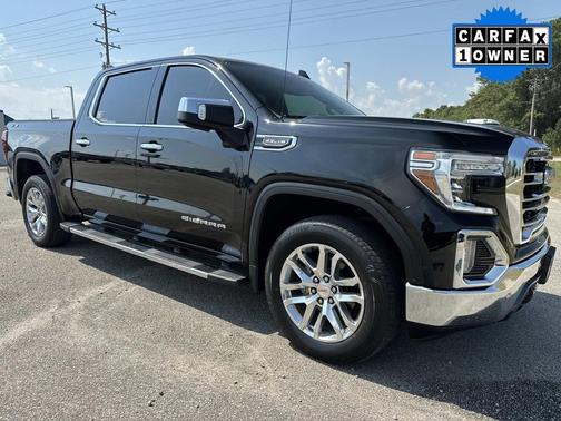 Onyx Black 2021 GMC Sierra 1500 SLT