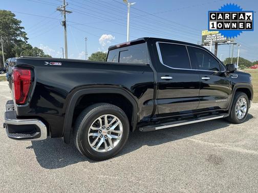 Onyx Black 2021 GMC Sierra 1500 SLT