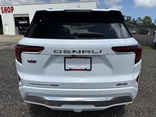 Glacier White Tricoat 2026 GMC Terrain Denali