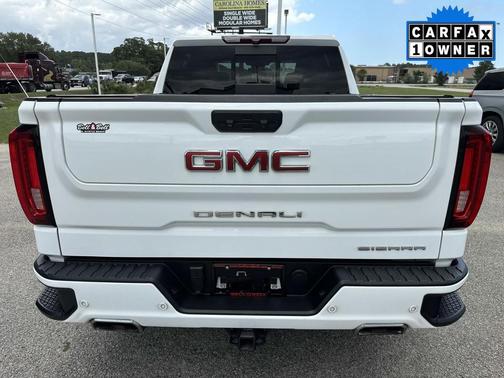 Summit White 2022 GMC Sierra 1500 Denali