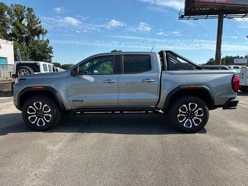 2025 GMC Canyon AT4