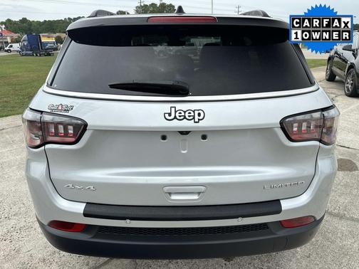 Silver Zynith Metallic Clearcoat 2025 Jeep Compass Limited