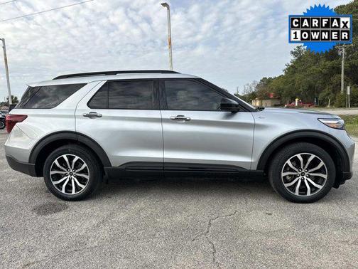 2022 Ford Explorer ST-Line