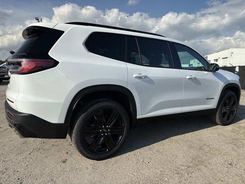 2026 GMC Acadia Elevation FWD