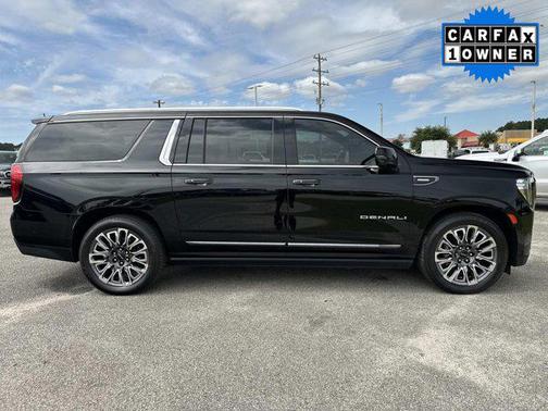 2023 GMC Yukon XL Denali Ultimate