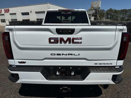 Summit White 2026 GMC Sierra 2500 Denali