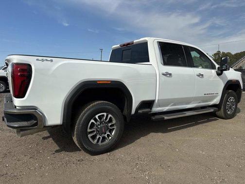 Summit White 2026 GMC Sierra 2500 SLT