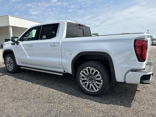 Glacier White Tricoat 2026 GMC Sierra 1500 Denali Ultimate