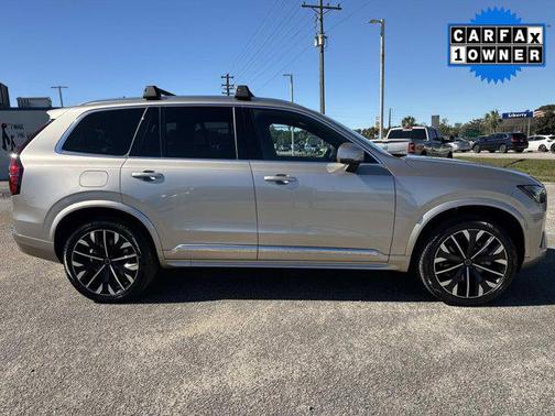 2025 Volvo XC90 B5 Core