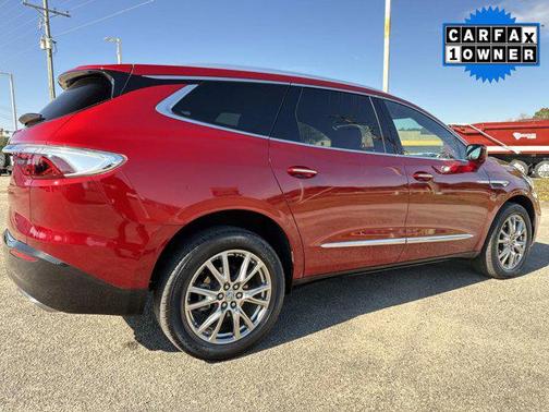 2023 Buick Enclave Essence AWD