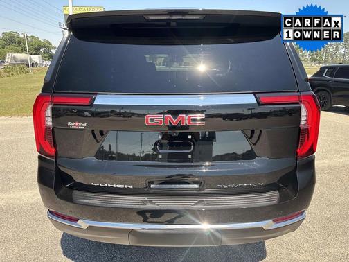 Onyx Black 2025 GMC Yukon 4WD Elevation