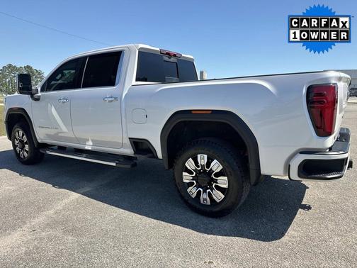 White Frost Tricoat 2025 GMC Sierra 2500 Denali