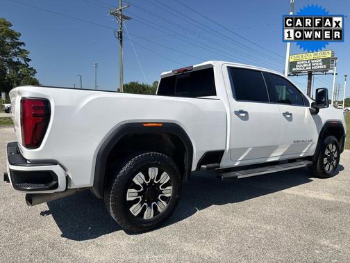 White Frost Tricoat 2025 GMC Sierra 2500 Denali