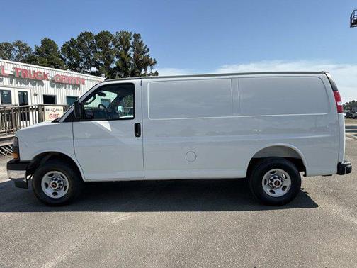 2025 GMC Savana 2500 Work Van