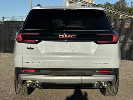 2026 GMC Acadia Elevation FWD