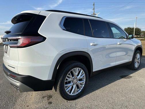 2026 GMC Acadia Elevation FWD