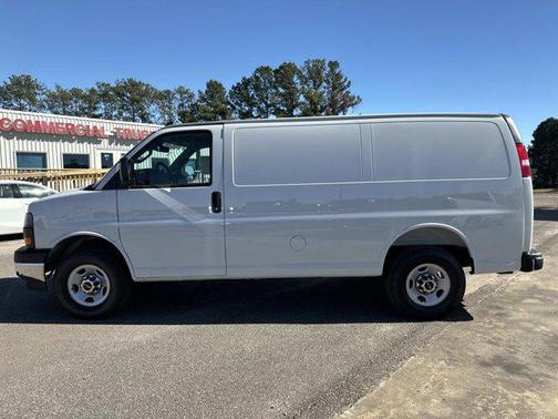 2025 GMC Savana 2500 Work Van