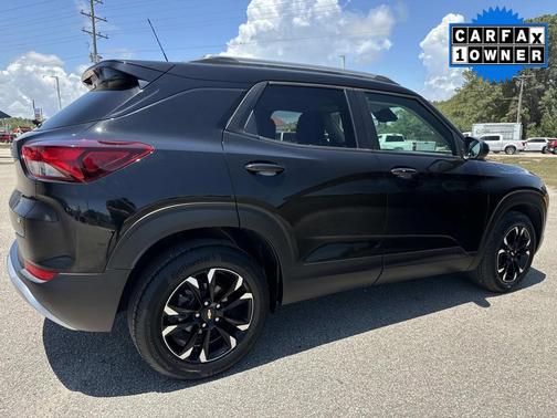 Mosaic Black Metallic 2023 Chevrolet Trailblazer LT