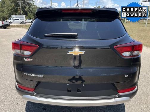 Mosaic Black Metallic 2023 Chevrolet Trailblazer LT