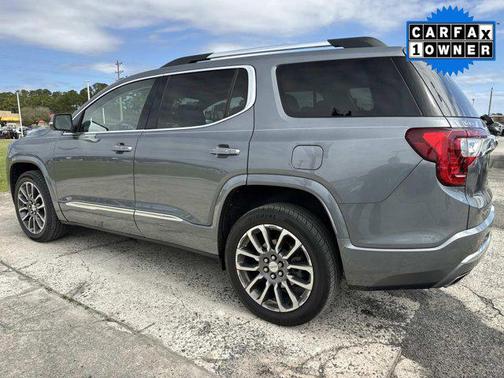 2022 GMC Acadia Denali