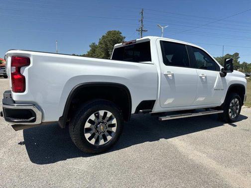 Summit White 2024 Chevrolet Silverado 2500 LT