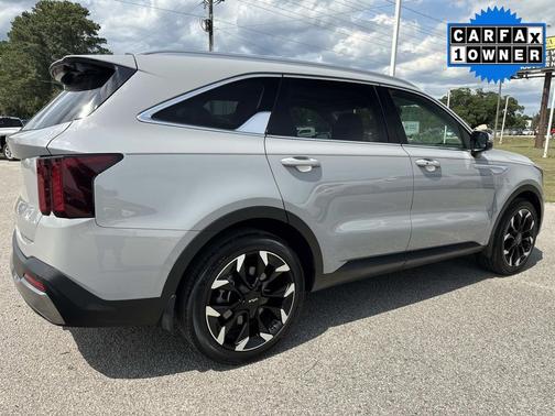 Wolf Gray 2025 Kia Sorento EX