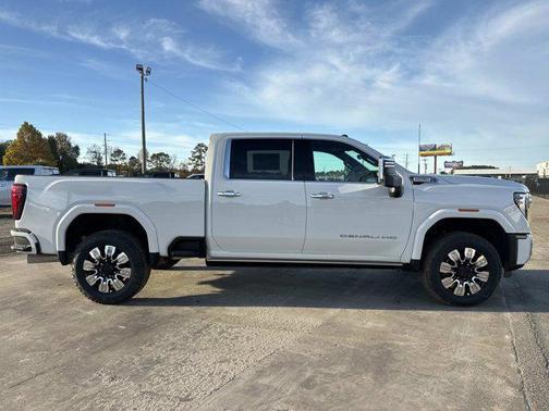 2026 GMC Sierra 2500 Denali