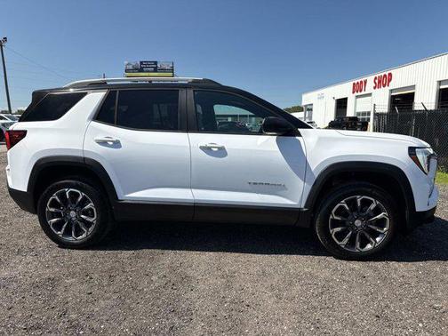 Summit White 2026 GMC Terrain FWD Elevation