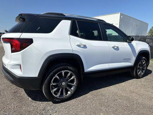 Summit White 2026 GMC Terrain FWD Elevation