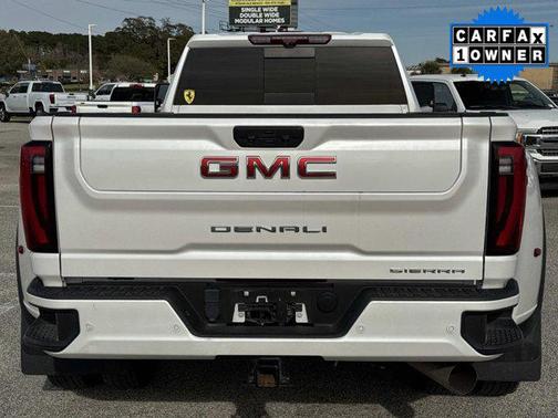 2024 GMC Sierra 3500 Denali